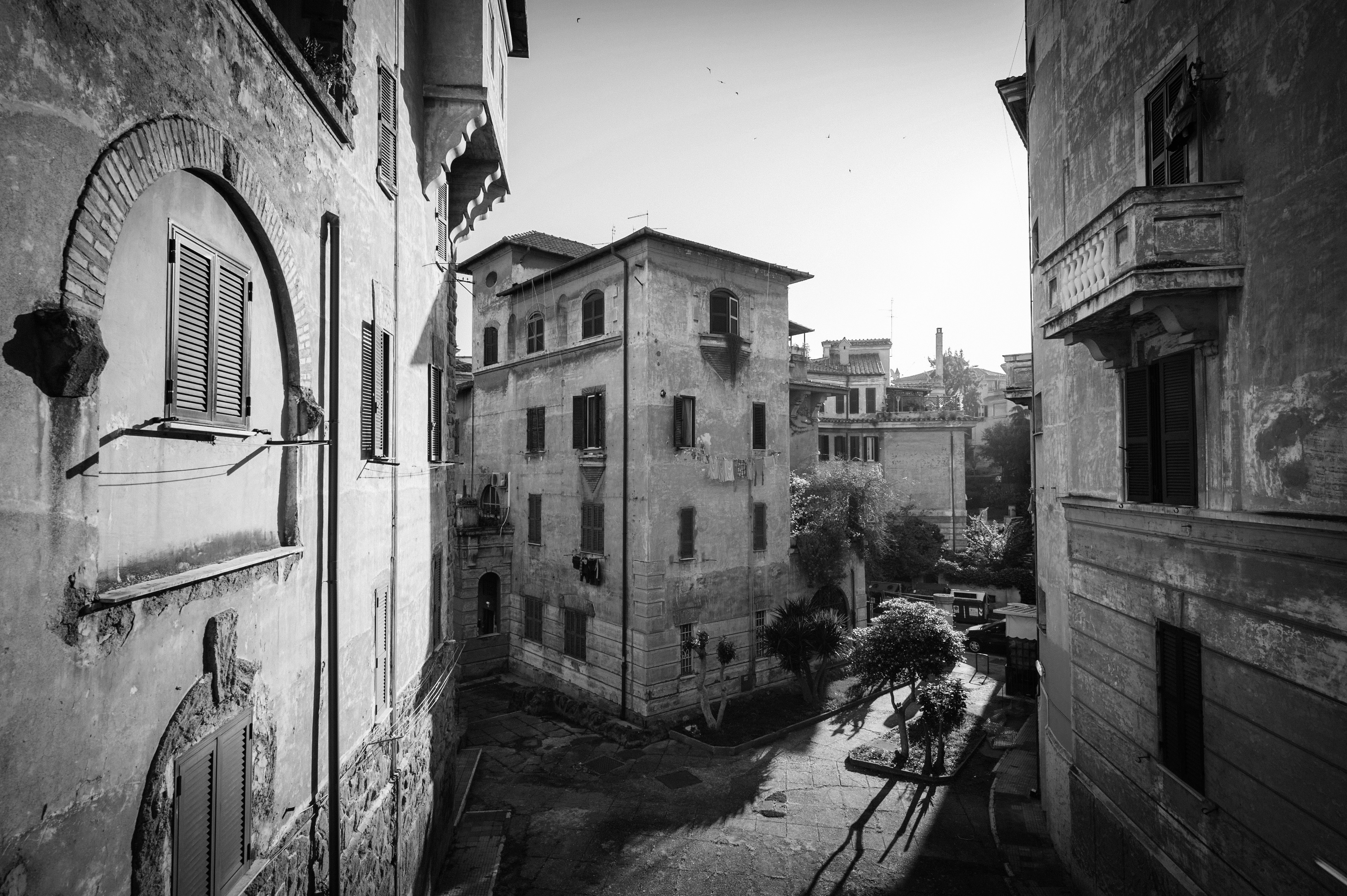 Backstreets of Rome in black and white, Italy