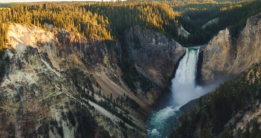 Yellowstone falls, USA