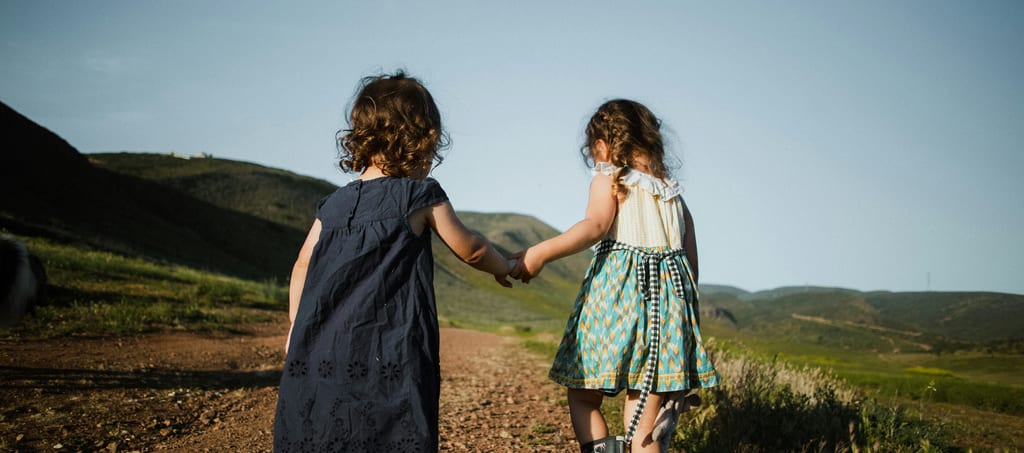 Family USA Trips 2 children exploring