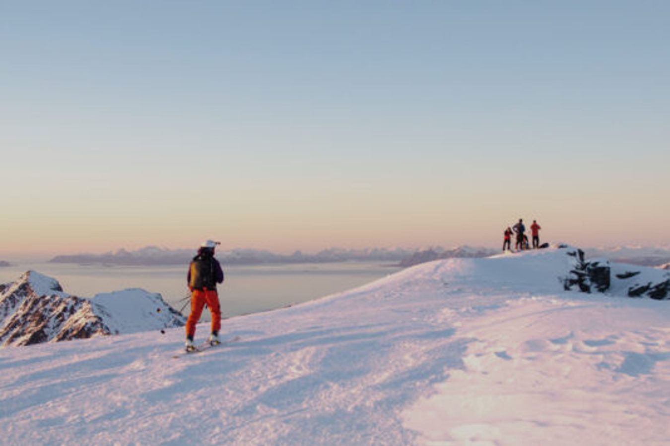 Skiing in Lofoten Islands: an unusual holiday