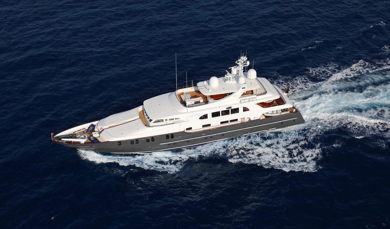 Aqua Mare | Luxury Yachts in the Galapagos | Black Tomato