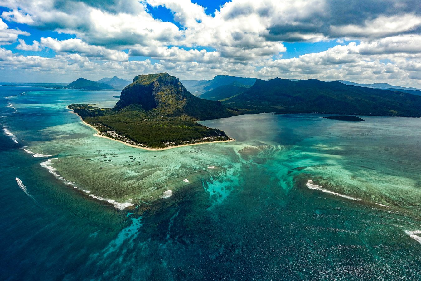 explore-the -islands-of-Mauritius