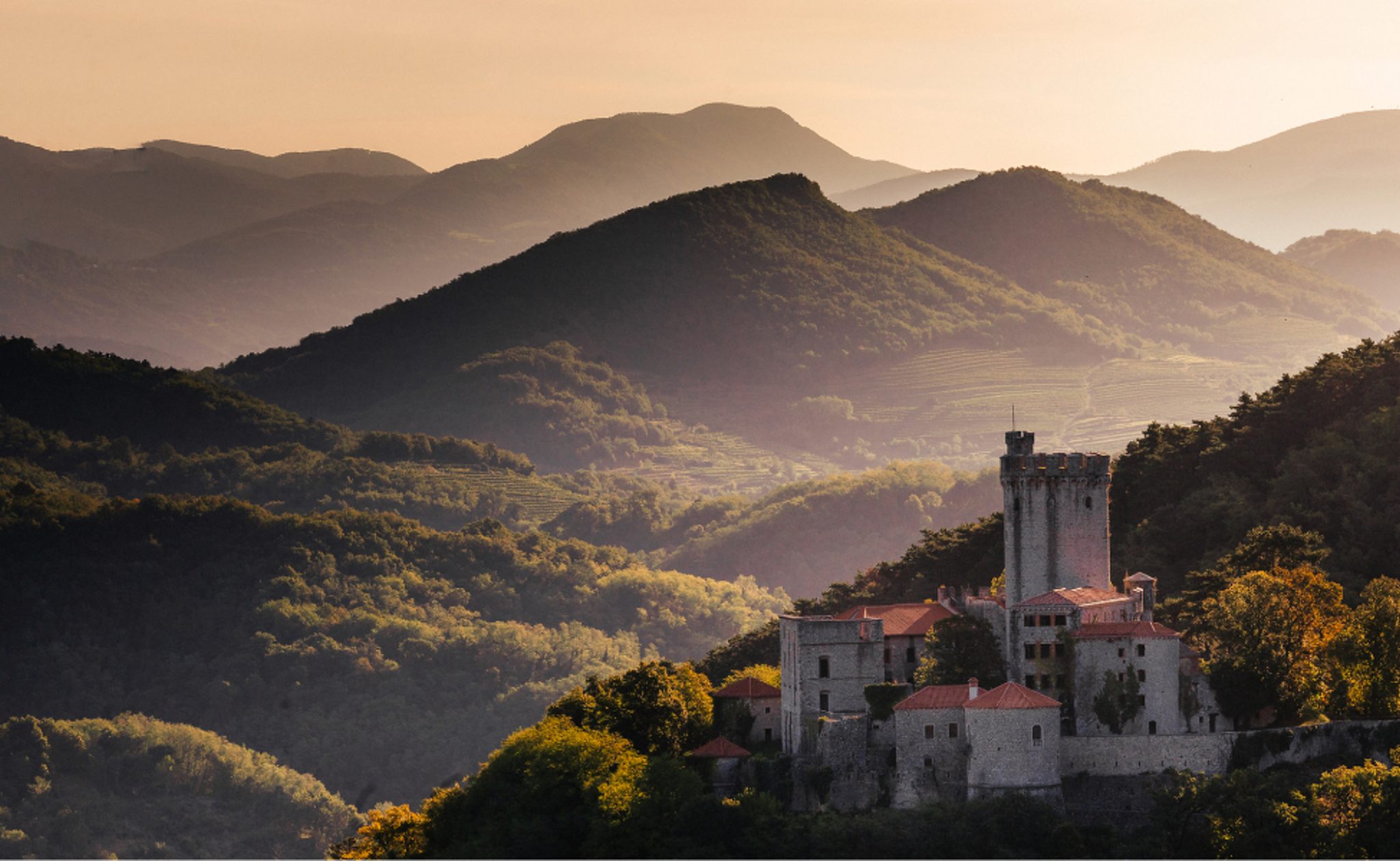 Slovenia landscapes, where to go 2025