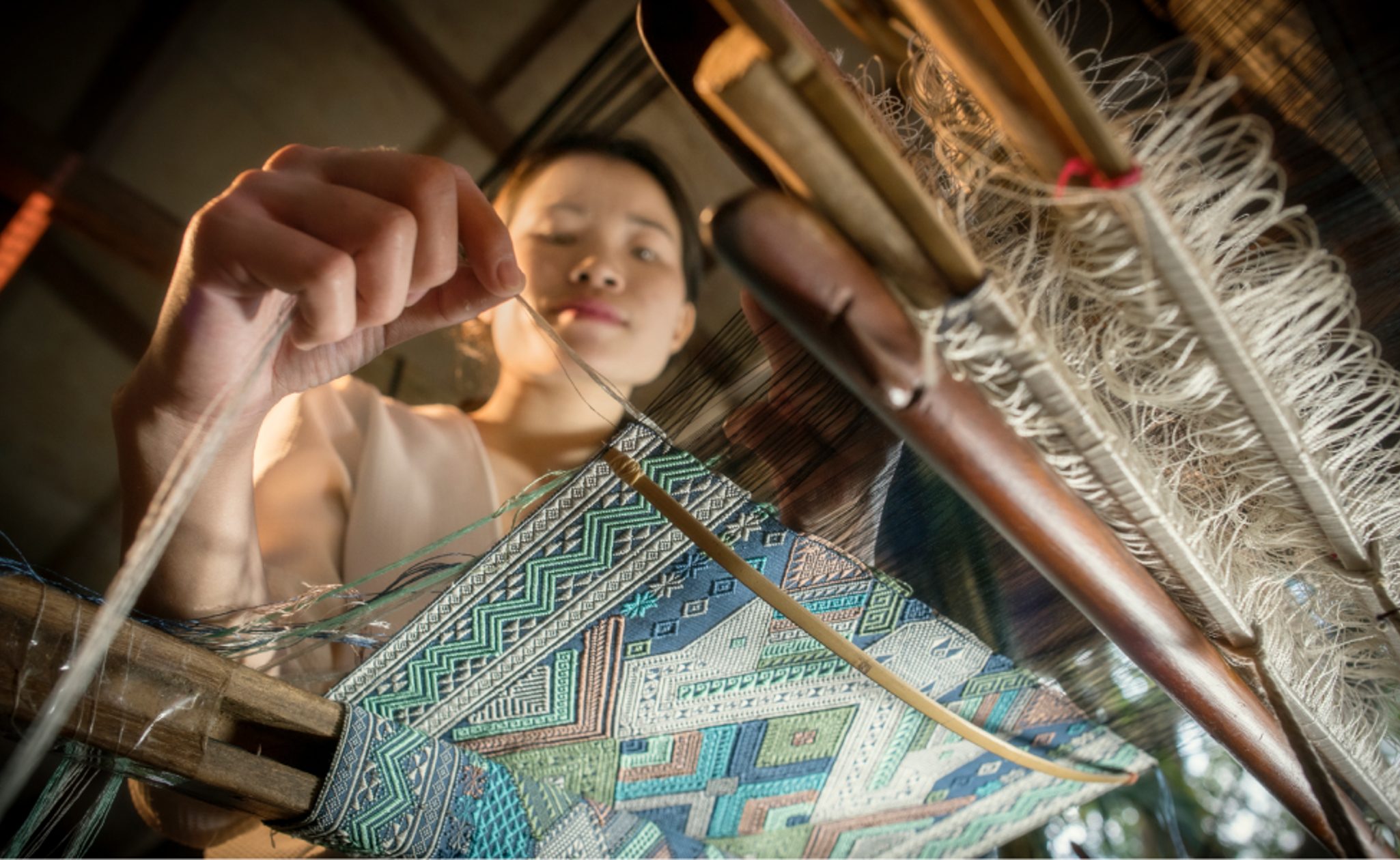 Traditional weavers in Laos