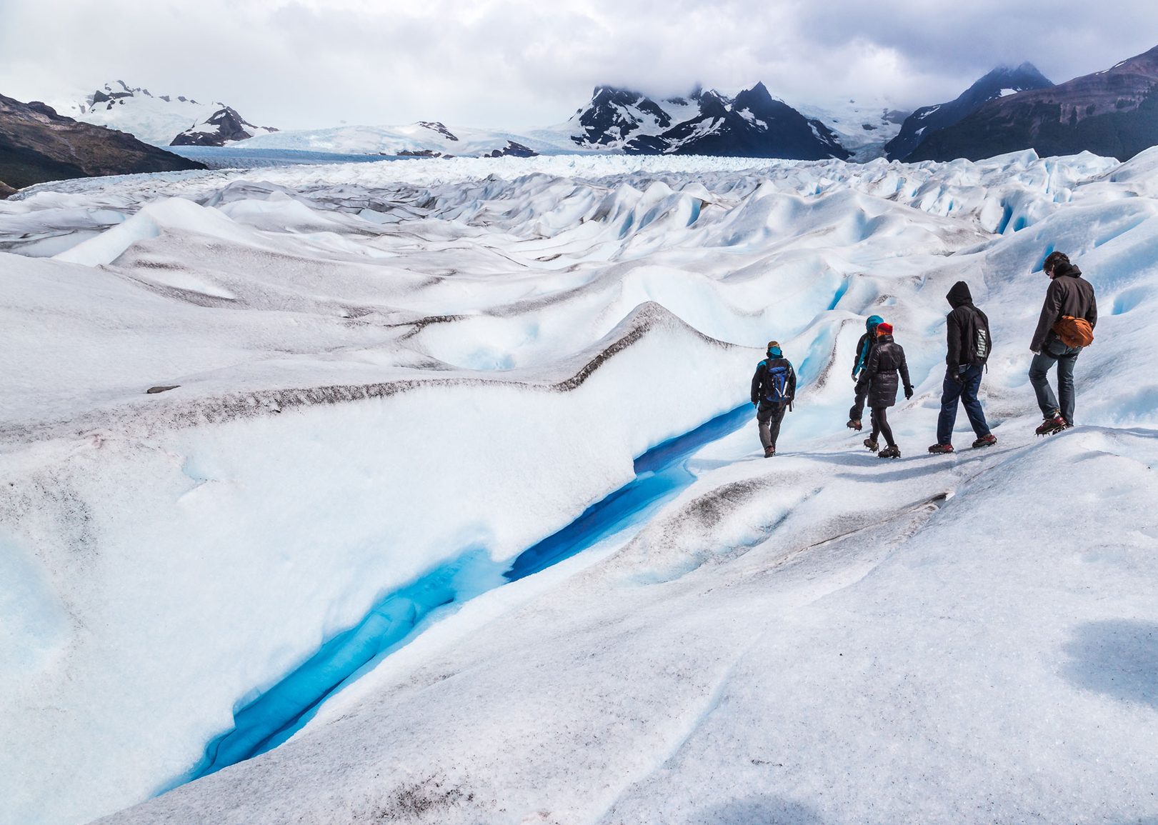 Hiking across Perito Moreno
