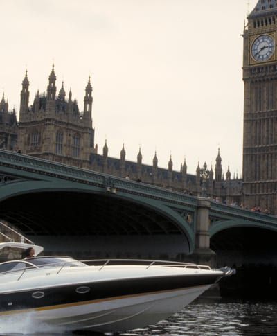 Superhawk 34, The World Is Not Enough