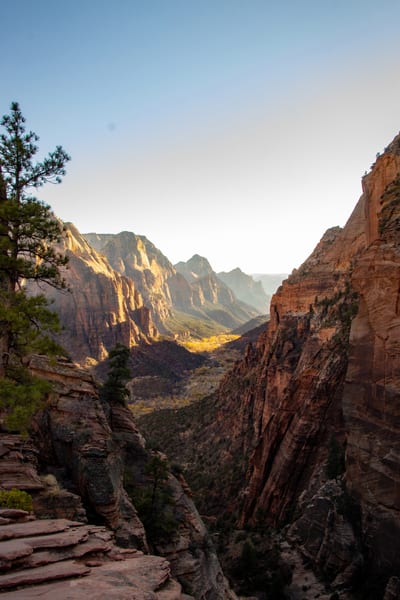 Southwestern USA landscapes and mountains