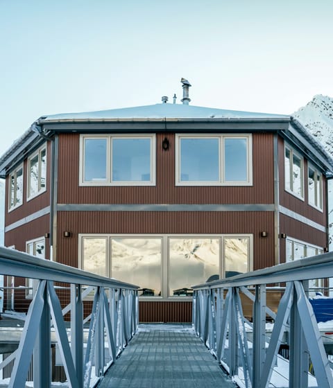 Sheldon Chalet