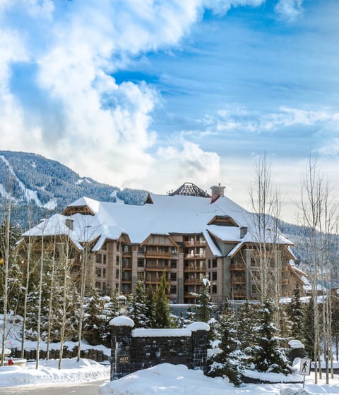 Four Seasons Whistler, Luxury Hotels Canada