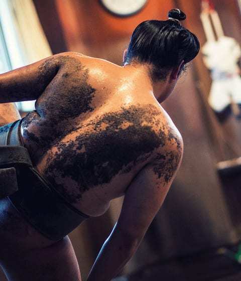 Sumo-wrestler-in-tokyo-in-japan