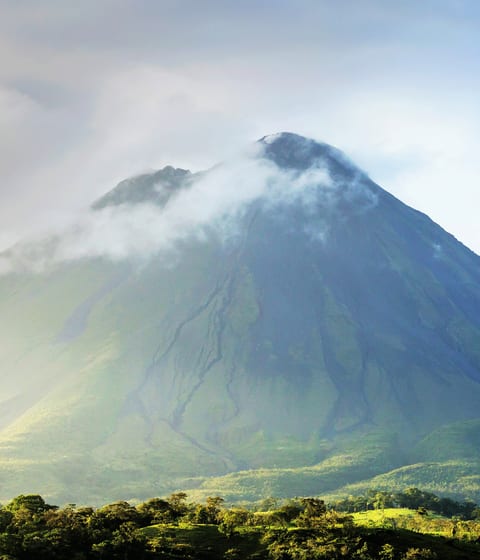 arenal-volcano-landscape-in-costa-rica