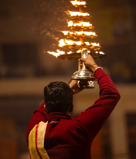 aarti prayer in varanasi in india