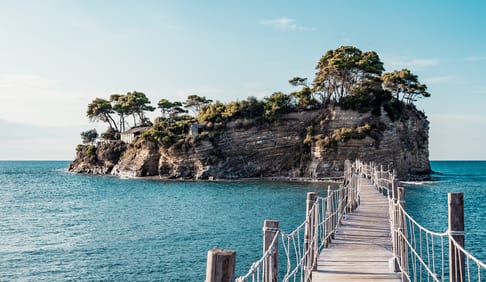 Luxury Honeymoons with Black Tomato