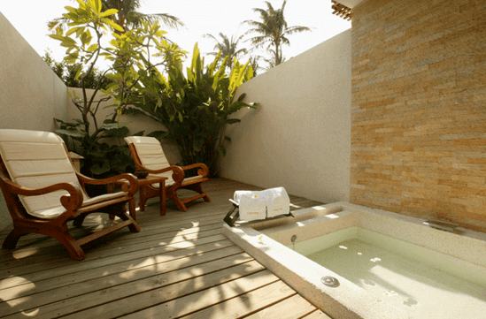 Jacuzzi villa