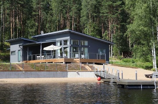 Villa Jolla, Finland