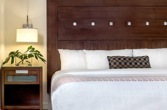 Metterra Hotel, Canada