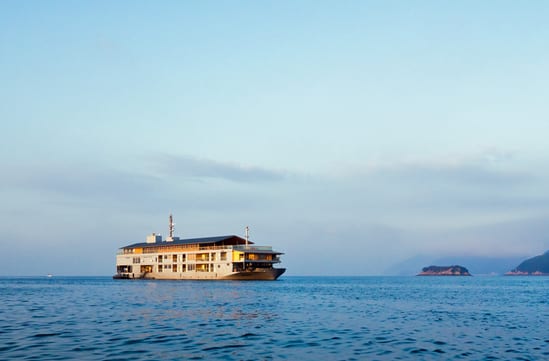 Guntu luxury boat hotel in japan