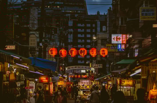 night markets in taipei in taiwan