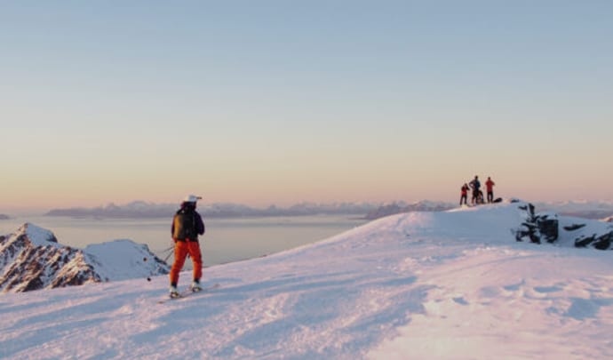 Skiing in Lofoten Islands: an unusual holiday