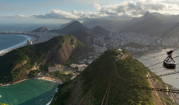 Cable cars at Sugar Loaf Mountain