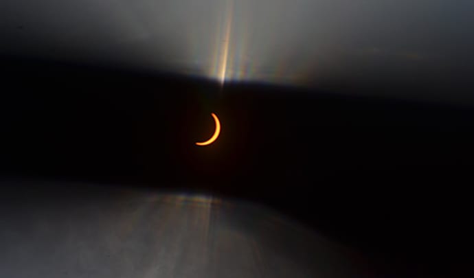 Total solar eclipse holiday