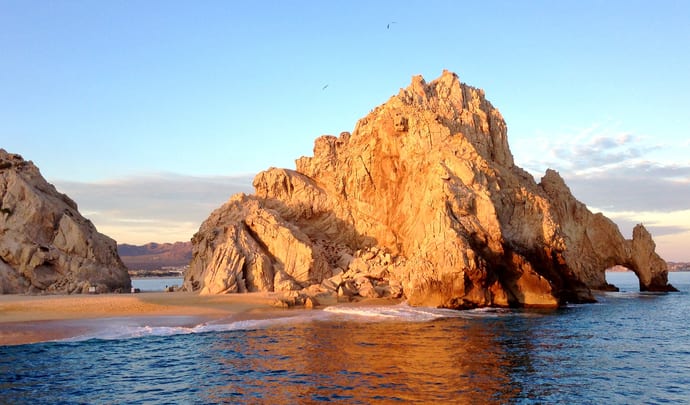 Fly to Los Cabos with Surf Air x Black Tomato