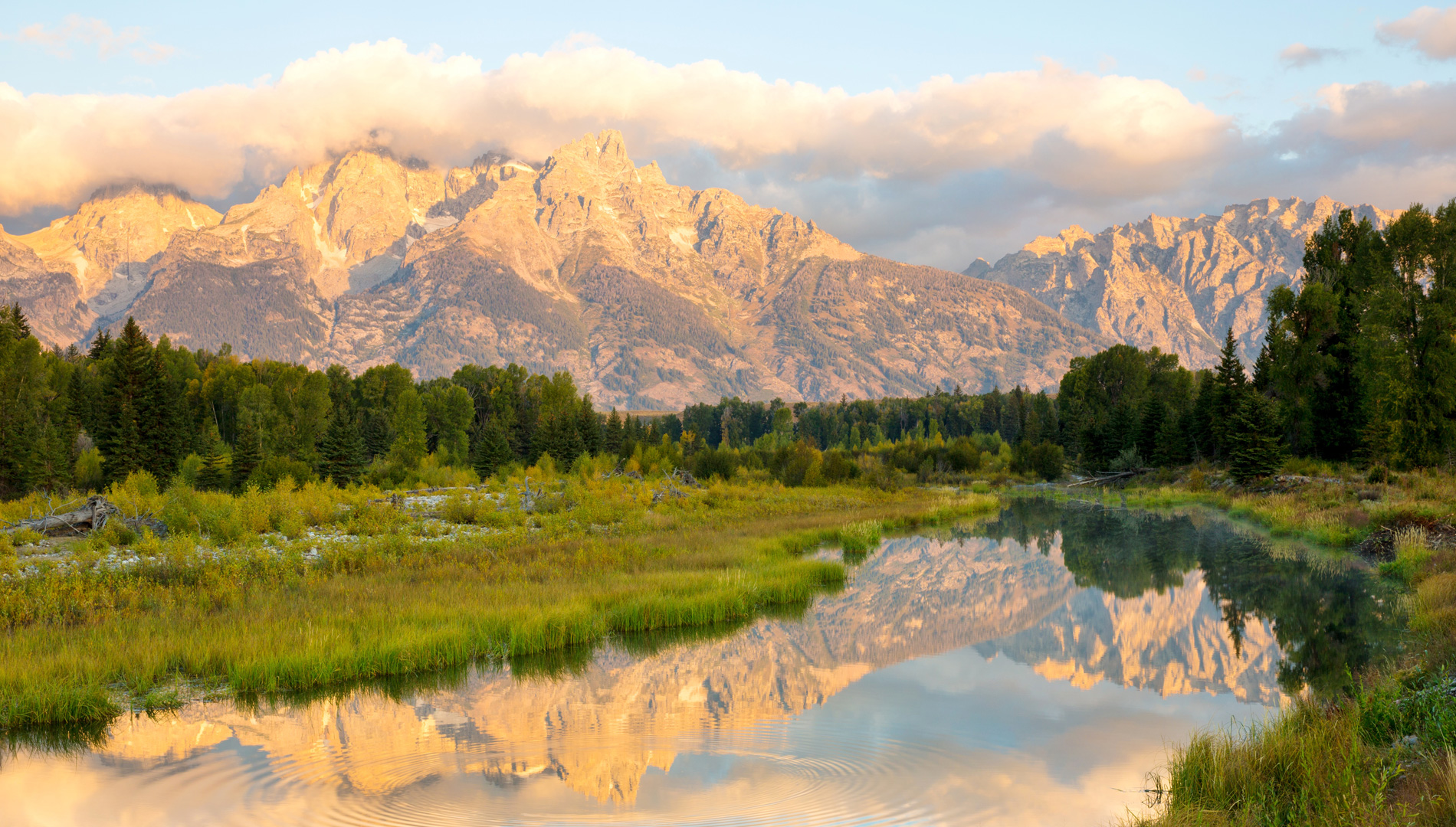 Fly to Wyoming with Surf Air x Black Tomato
