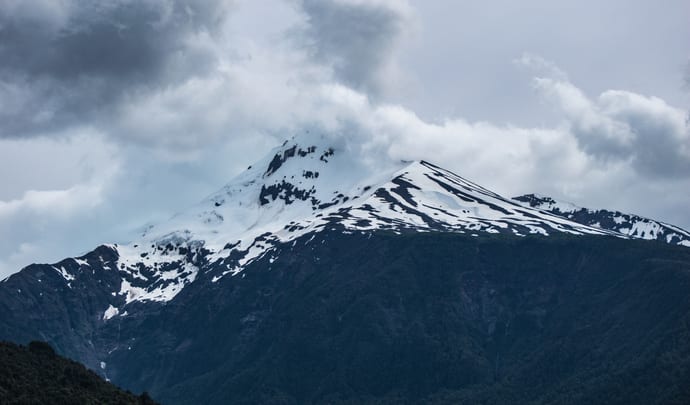 Yate Volcano