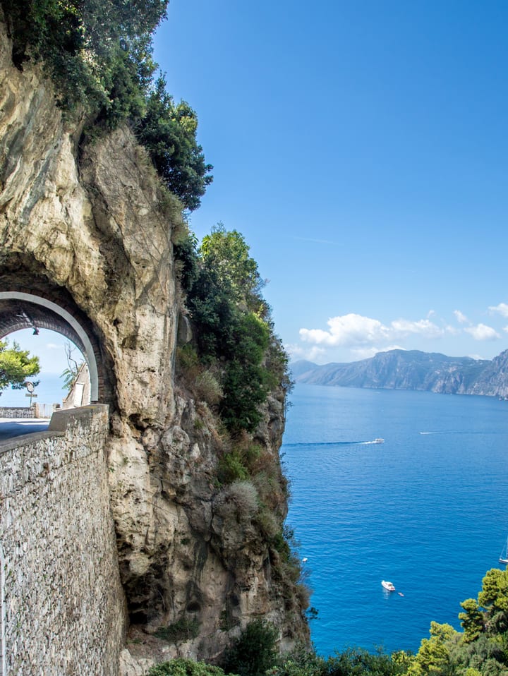 Amalfi Drive SS163
