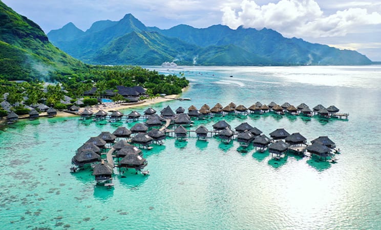 Where to go on vacation in July: French Polynesia