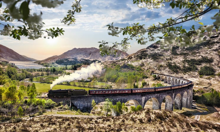 Jacobite luxury train in Scotland