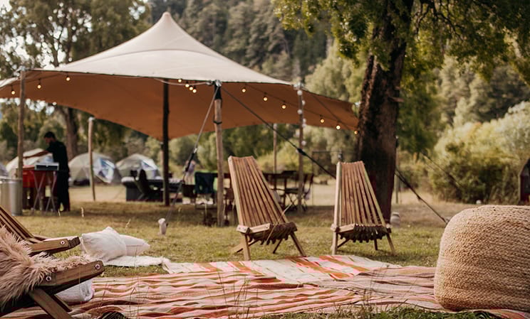 Luxury blink camp