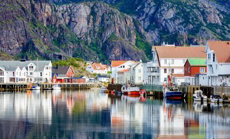 houses and boats in Henningsvær in norway