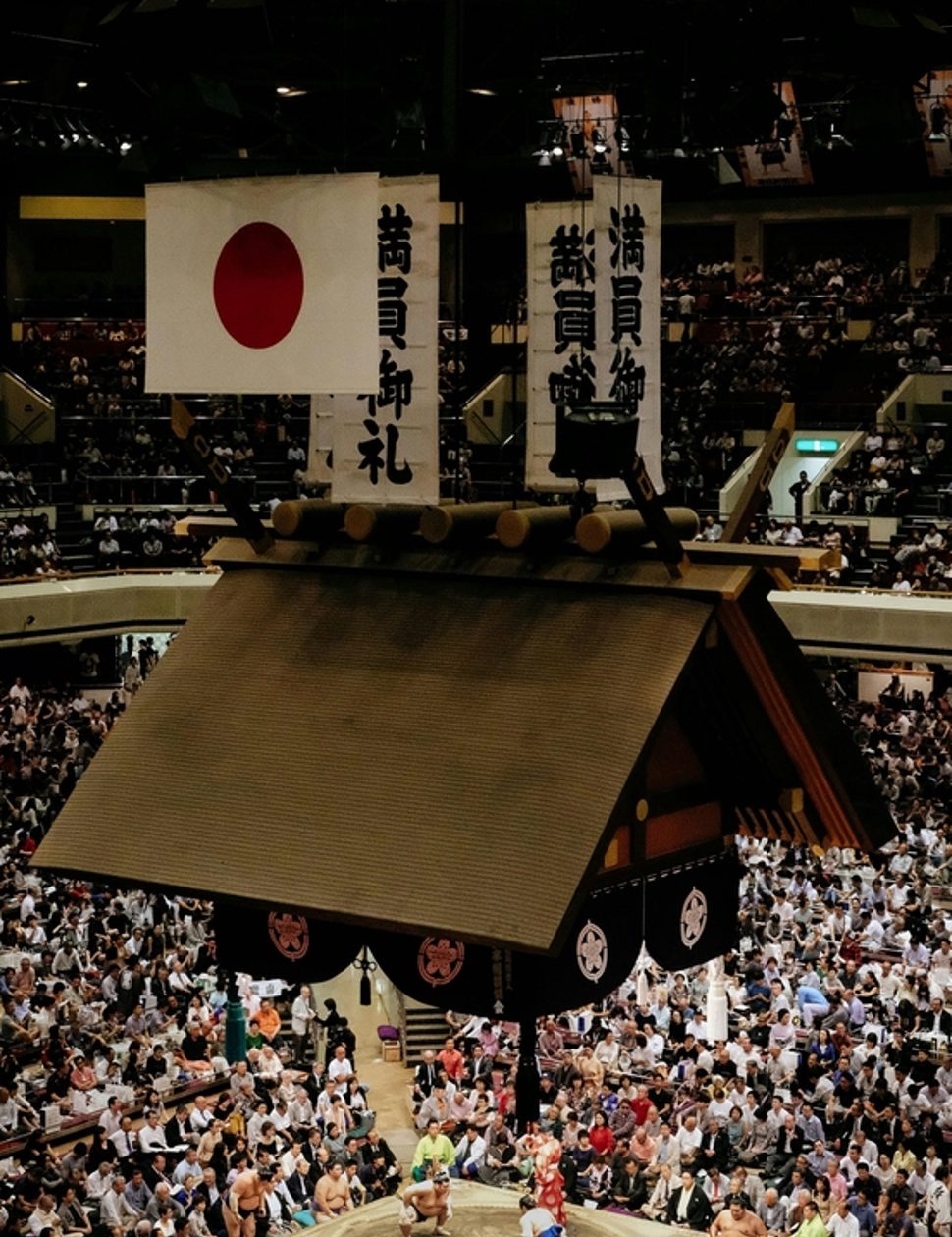 Sumo wrestling in tokyo