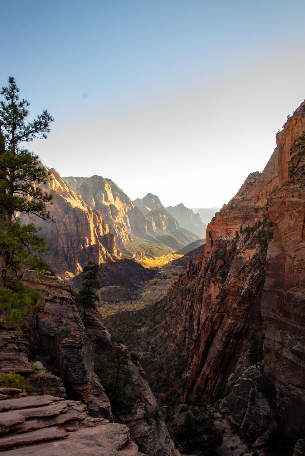 Southwestern USA landscapes and mountains