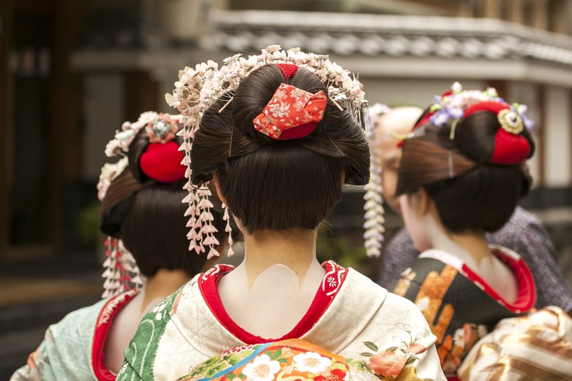 geisha in kyoto in japan