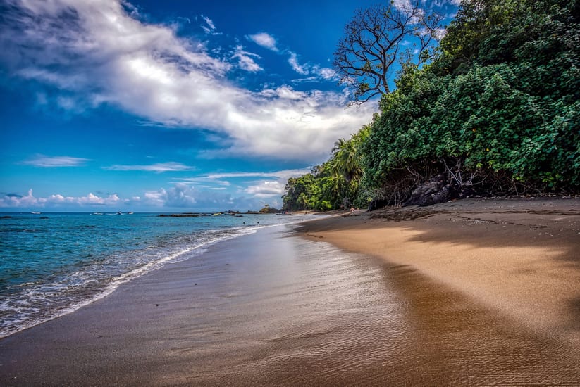 Helicopter Ride to the Osa Peninsula in costa rica