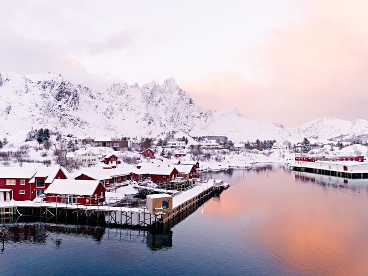 hattvika lodge bay in norway