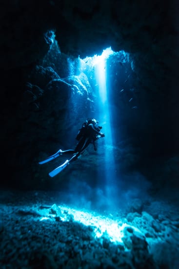 diving in okinawa in japan