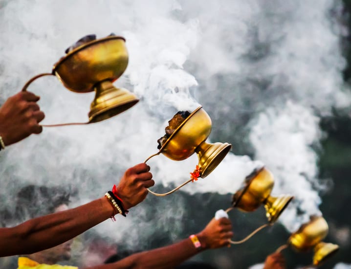 aarti evening prayers in rishikesh in india