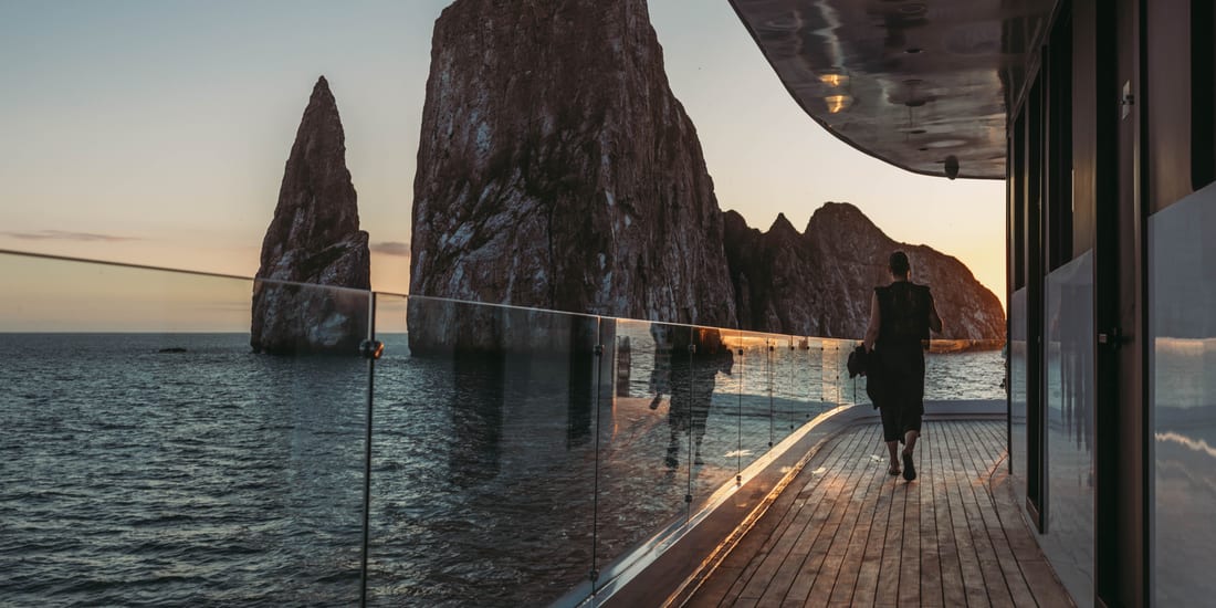 Hermes Mega Catamaran, Galapagos