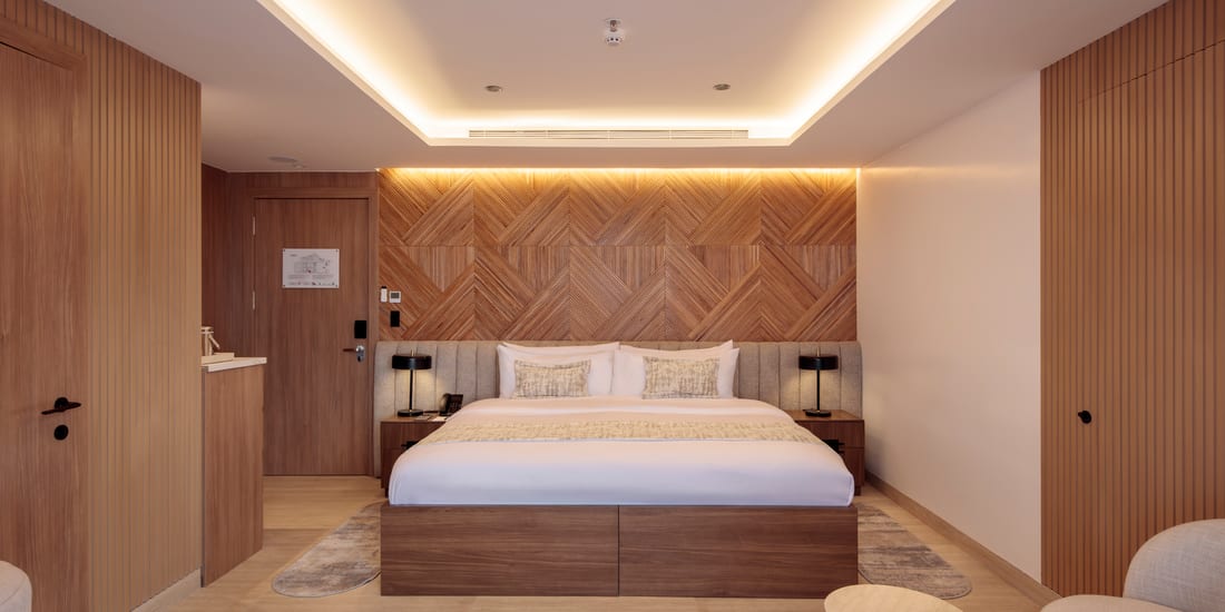 Hermes Mega Catamaran, Galapagos